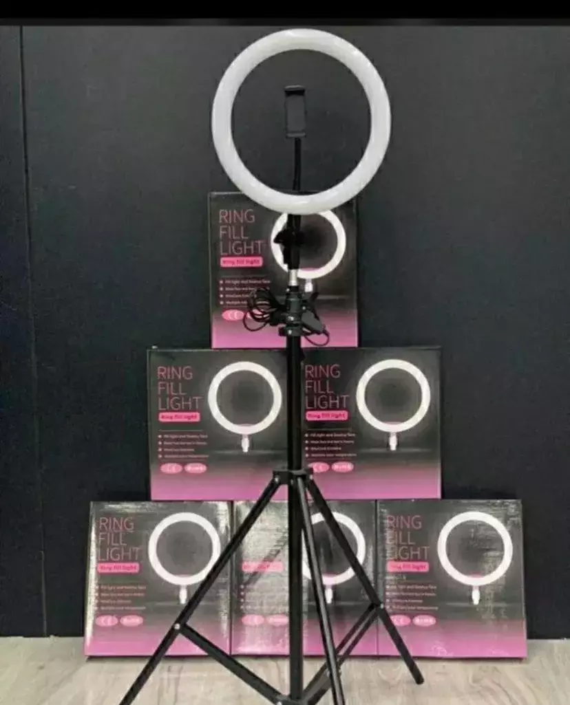 ARO LED BLANCO 26 CM C/TRIPODE 2.1 MTS